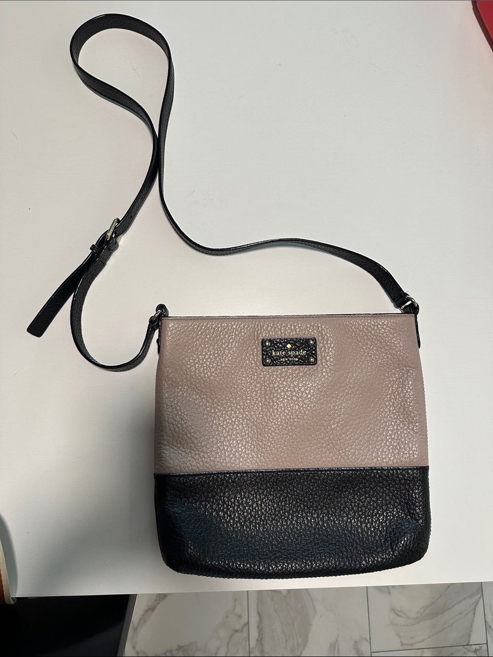 kate spade Two-Tone Pebbled Leather Crossbody - Taupe & Black
